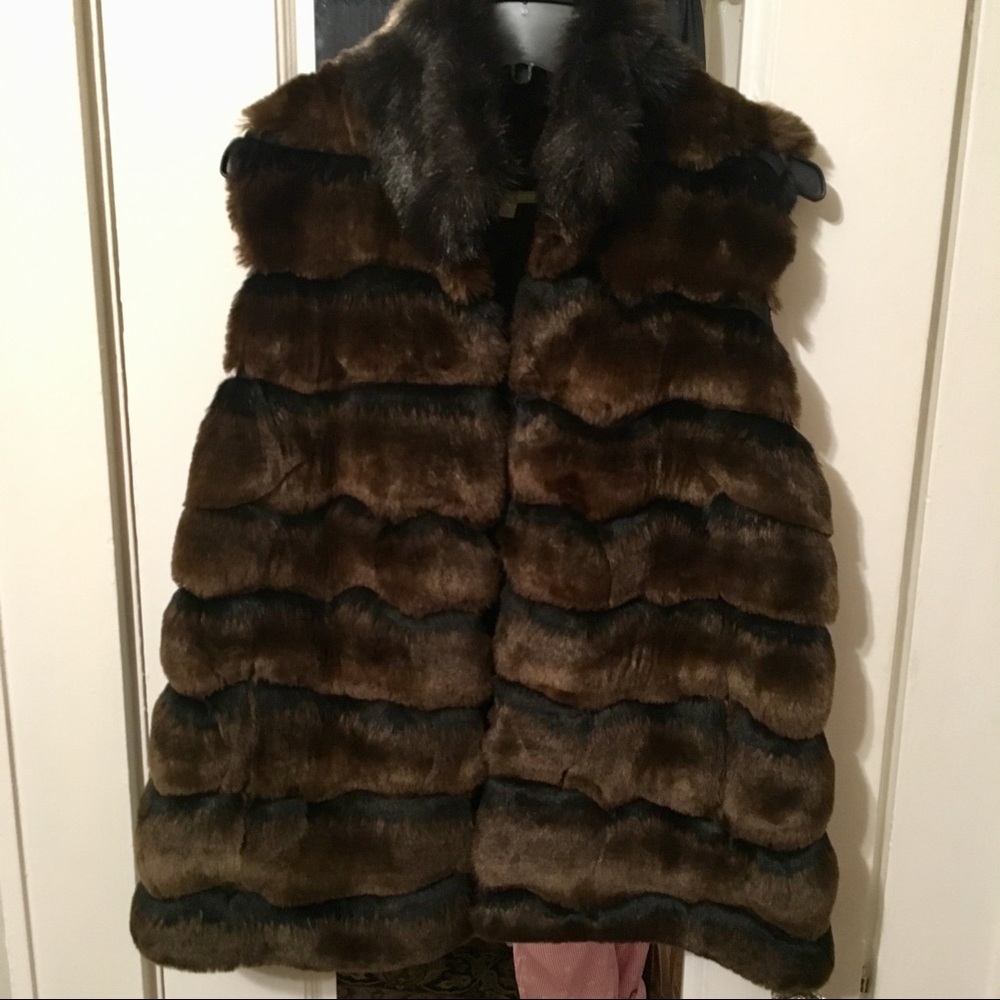 Gianni Bini faux fur Vest
